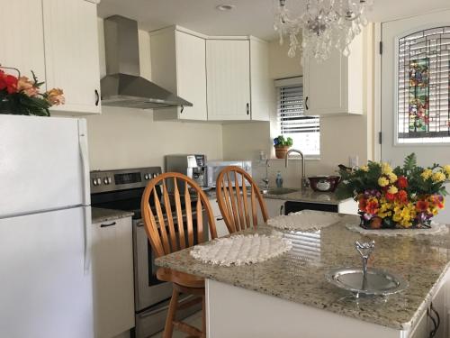 This photo about Diana's Luxury Bed and Breakfast shared on HyHotel.com