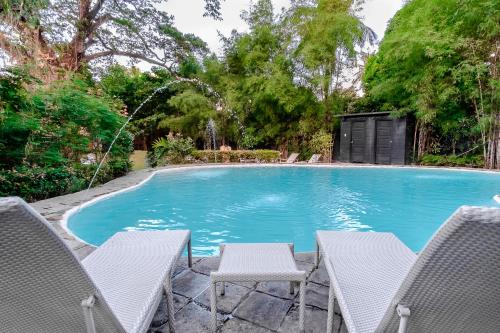 Swimming pool, The Henry Hotel Manila near Embassy of Japan Swimming pool, The Henry Hotel Manila near Embassy of Japan