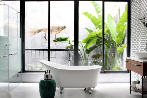 Moc Lan Boutique Hotel
Moc Lan Boutique Hotel