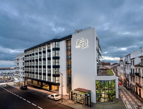 Exterior view, Neat Hotel Avenida in Ponta Delgada Exterior view, Neat Hotel Avenida in Ponta Delgada