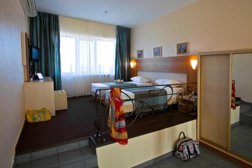 This photo about Elizium Park Hotel shared on HyHotel.com