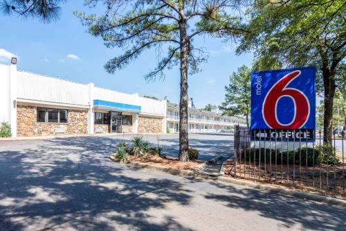 在meiguo.com看到的Motel 6 Little Rock North的介绍图片