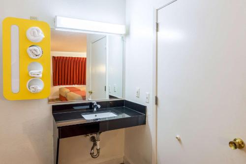 在meiguo.com看到的Motel 6 Little Rock North的介绍图片