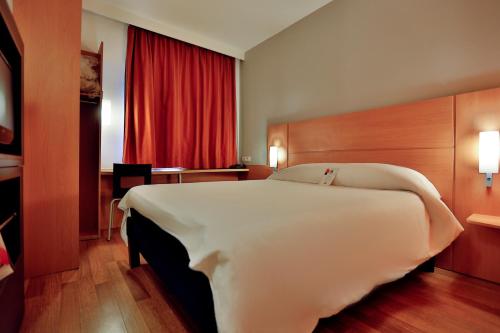 Facilities, ibis Fes in Fes Facilities, ibis Fes in Fes