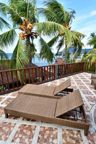 Paradise Palm Beach Bungalows in Tulamben Paradise Palm Beach Bungalows in Tulamben