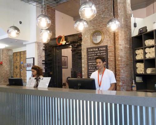 Facilities, Q4 Hotel and Hostel in New York (NY) Facilities, Q4 Hotel and Hostel in New York (NY)