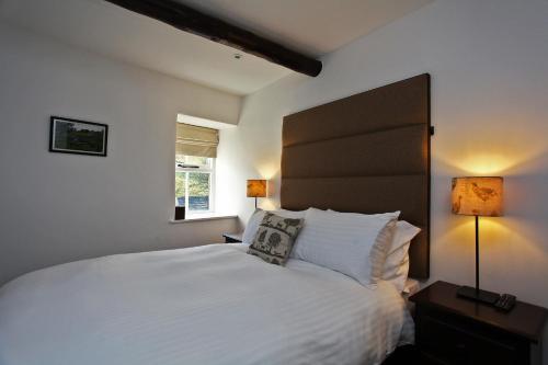 This photo about The White Lion Inn shared on HyHotel.com