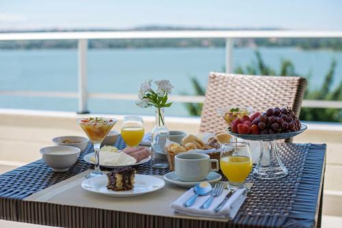 This photo about eSuites Spa Lagoa Santa shared on HyHotel.com