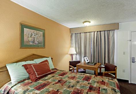 Rodeway Inn in Canton (MS) Rodeway Inn in Canton (MS)