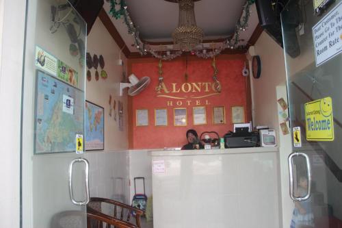Alonto Hotel near Agnes Newton Keith Home Alonto Hotel near Agnes Newton Keith Home