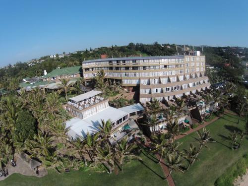 Salt Rock Hotel and Beach Resort in 발린토이 Salt Rock Hotel and Beach Resort in 발린토이