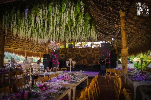 Banquet hall, Hotel Casa San Carlos Lodge in Belmonte Bajo Banquet hall, Hotel Casa San Carlos Lodge in Belmonte Bajo