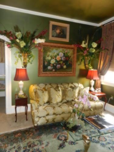 在meiguo.com看到的22 Charlotte Bed & Breakfast的介绍图片