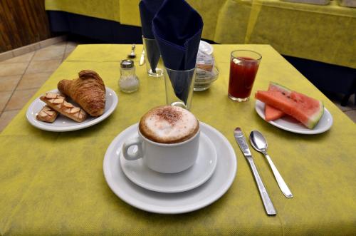 Food and beverages, Hotel Tex in Rome Food and beverages, Hotel Tex in Rome
