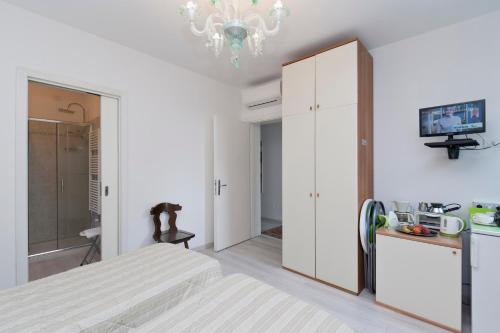 This photo about Ca' Del Pomo Grana' Al Roman shared on HyHotel.com