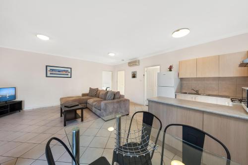 문라이트 베이 아파트먼트 (Moonlight Bay Apartments) in 모닝턴 반도 문라이트 베이 아파트먼트 (Moonlight Bay Apartments) in 모닝턴 반도