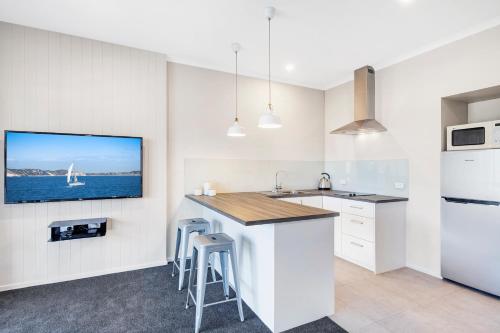 Moonlight Bay Apartments in Mornington Peninsula Moonlight Bay Apartments in Mornington Peninsula