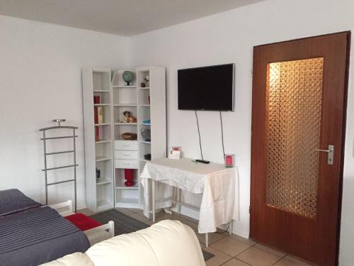 Létesítmények, BASEMENT Links 108A 1 Zimmer Apartment in Holzminden Létesítmények, BASEMENT Links 108A 1 Zimmer Apartment in Holzminden