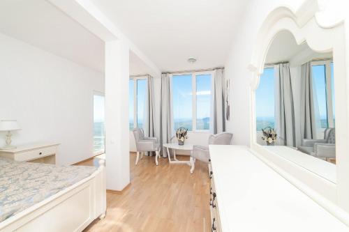 Villa Eagle Eye Montenegro in Sutvara Villa Eagle Eye Montenegro in Sutvara