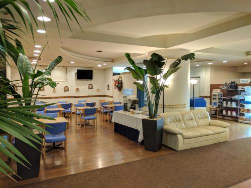 ห้องส่วนกลางสำหรับนั่งเล่น/ดูทีวี, Hotel Harbour Yokosuka near โยโกฮาม่า ฮักเกจิมะ ห้องส่วนกลางสำหรับนั่งเล่น/ดูทีวี, Hotel Harbour Yokosuka near โยโกฮาม่า ฮักเกจิมะ