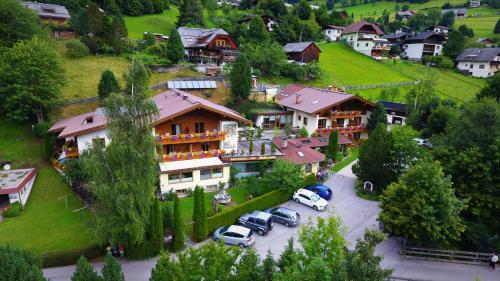 Exterior view, Pension & Appartement Steinwender in Bad Kleinkirchheim Exterior view, Pension & Appartement Steinwender in Bad Kleinkirchheim