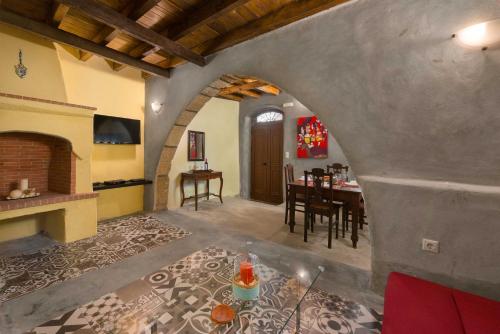 This photo about Cosy Keep shared on HyHotel.com