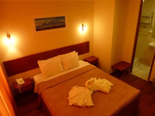 Hotel Hostal Qoyllurwasi