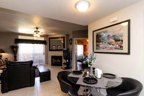 Facilities, Private Corner of Resort -- ½ mile Walk to Nature Trails at N. Mtn. Preserve! in North Phoenix Facilities, Private Corner of Resort -- ½ mile Walk to Nature Trails at N. Mtn. Preserve! in North Phoenix