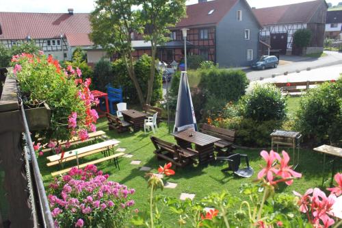 Taman, Landgasthof Hotel Sauer in Eimelrod Taman, Landgasthof Hotel Sauer in Eimelrod