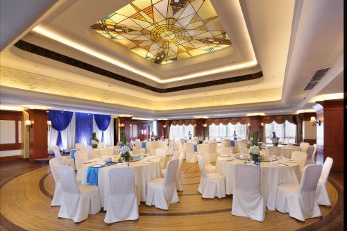 Ресторан, Park Hotel near People's Square (Renmin Guang Chang) Ресторан, Park Hotel near People's Square (Renmin Guang Chang)