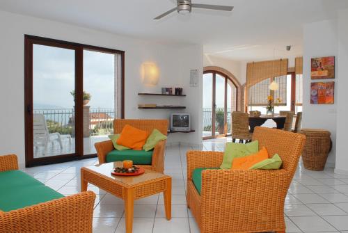 Villa Vista Mare in Salerno Villa Vista Mare in Salerno