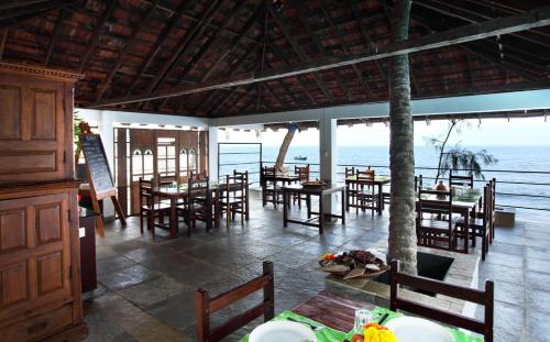 Restaurant, 36 Palms Boutique Retreat in Vypin Island Restaurant, 36 Palms Boutique Retreat in Vypin Island