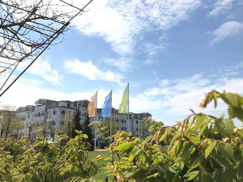 This photo about Ferienwohnungen Seepark Sellin shared on HyHotel.com