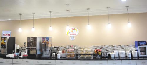 Comida y bebida, Super 8 By Wyndham Galveston in Galveston Beach Comida y bebida, Super 8 By Wyndham Galveston in Galveston Beach