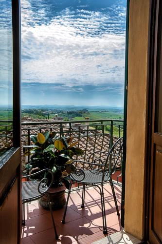 Balcony/terrace, Hotel Santa Caterina in Siena Balcony/terrace, Hotel Santa Caterina in Siena