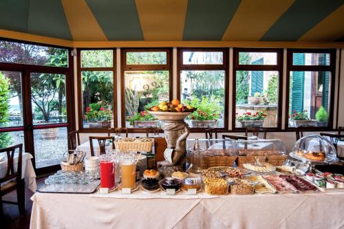 Food and beverages, Hotel Santa Caterina in Siena Food and beverages, Hotel Santa Caterina in Siena