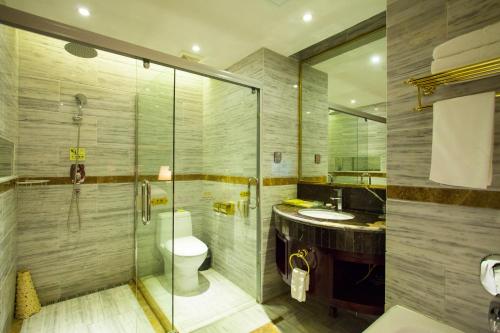 This photo about Waijing Gloria Grand Hotel Anhui shared on HyHotel.com