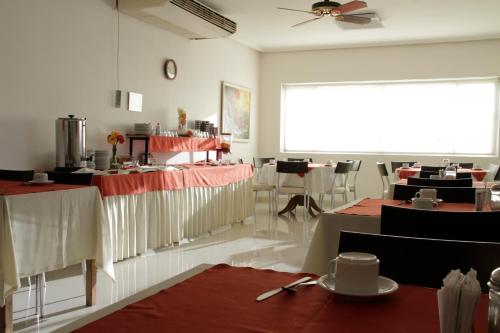 餐廳, 克麗瓏門多薩酒店 (Hotel Crillon Mendoza) in 門多薩市中心 餐廳, 克麗瓏門多薩酒店 (Hotel Crillon Mendoza) in 門多薩市中心