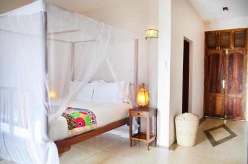 This photo about Alibi's Well shared on HyHotel.com