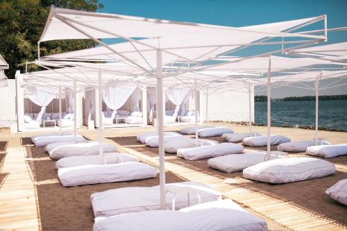 周邊環境, 海嘯水療酒店 (Tsunami Spa Hotel) in 聶伯城 周邊環境, 海嘯水療酒店 (Tsunami Spa Hotel) in 聶伯城