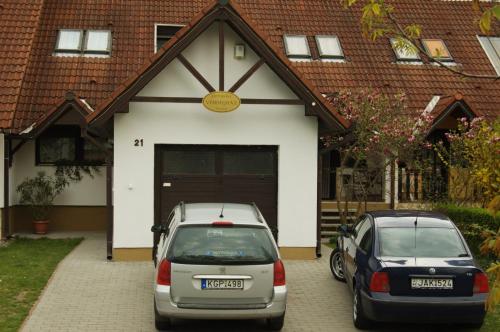 Sisäänkäynti, Hangulat Vendeghaz / Apartman in Harkány Sisäänkäynti, Hangulat Vendeghaz / Apartman in Harkány