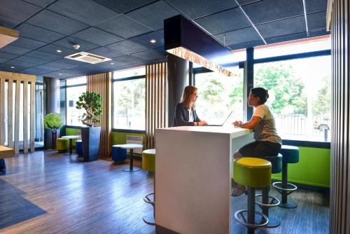 Bar/lounge, ibis budget Orly Chevilly Tram 7 in Paris-Orly Airport Bar/lounge, ibis budget Orly Chevilly Tram 7 in Paris-Orly Airport