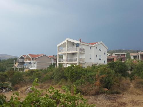 Apartment Vila Mirela in كريموفيكا Apartment Vila Mirela in كريموفيكا