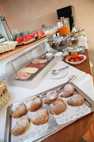 Food and beverages, Abbazia Club Hotel Marotta in Mondolfo Food and beverages, Abbazia Club Hotel Marotta in Mondolfo