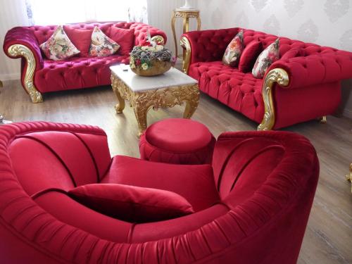 gedeelde lounge/tv-ruimte, Boutiquehotel Villa Rosenhof in Badenweiler gedeelde lounge/tv-ruimte, Boutiquehotel Villa Rosenhof in Badenweiler