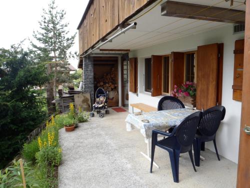 A szálláshely kívülről, Chalet Weidli in Achseten A szálláshely kívülről, Chalet Weidli in Achseten