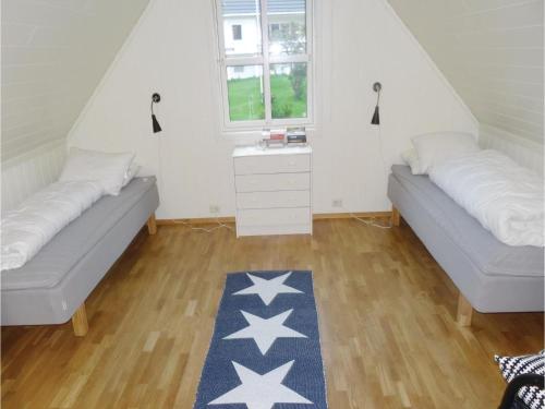 Three-Bedroom Holiday Home in Flekkefjord in פלקפיורד Three-Bedroom Holiday Home in Flekkefjord in פלקפיורד