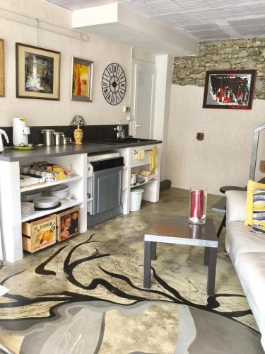 Létesítmények, Loft Atypique in Villeneuve De Riviere Létesítmények, Loft Atypique in Villeneuve De Riviere