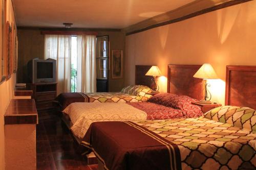 Hotel 12 Reales
