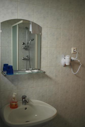 This photo about Fonix Hotel shared on HyHotel.com